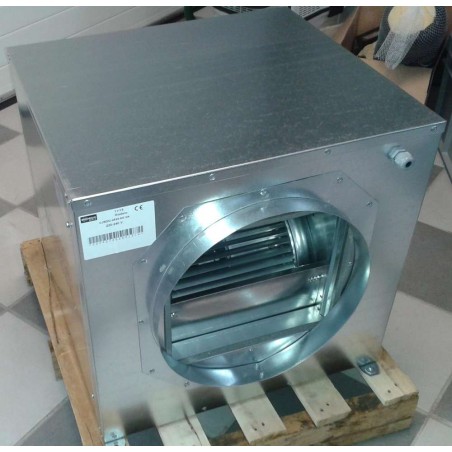 Caja de extracción PREMIUM con motor 9/9 3500m3/h