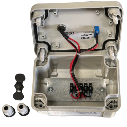 Electrical connections for a remote control box